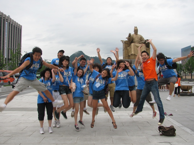 tudents jumping